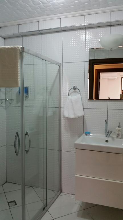 Karims Apartments 伯萨 客房 照片